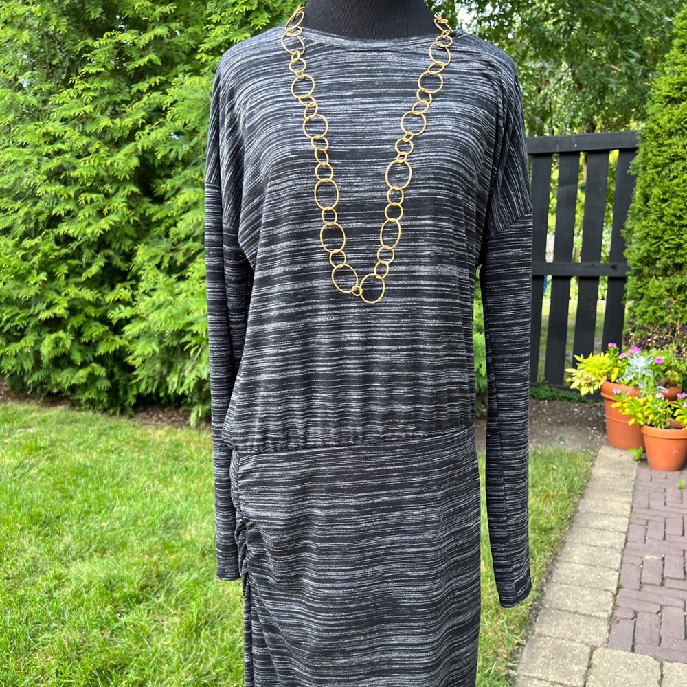 GUC Athleta Avenue Dress Sz. S Black/White